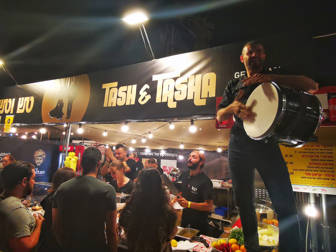הדוכן של טש וטשה בפסטיבל האוכל 2022