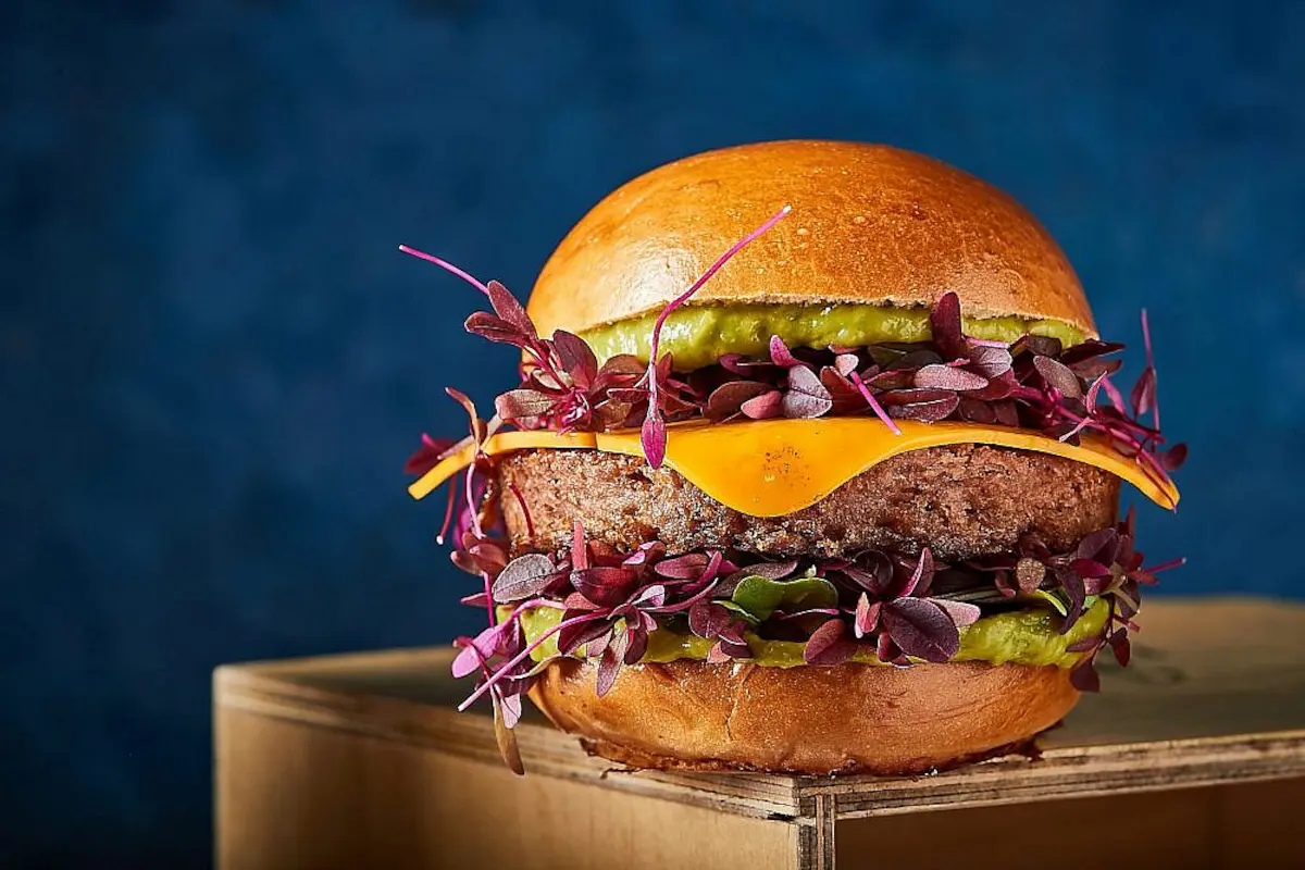 JBurger: המבורגר טבעוני חדש ומושחת מגיע לתל אביב