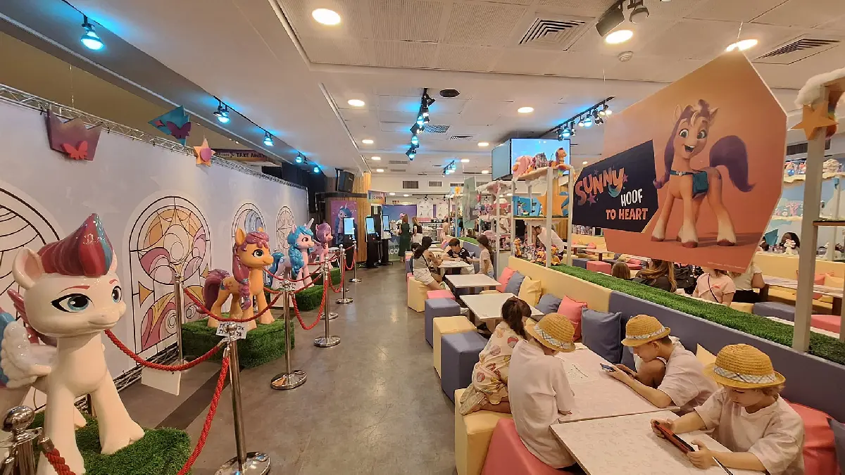 בית קפה הפוני הקטן - My Little Pony Cafe בדיזנגוף סנטר